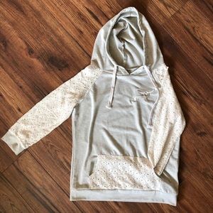 RopeSmart Lace 3/4 Sleeve Hoodie NWOT